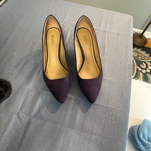Purple suede like heels